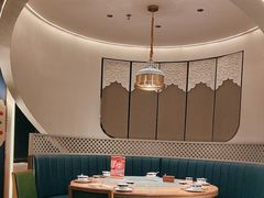 -娜仁图雅蒙古美食村(33小镇店)