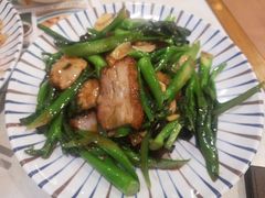 芥兰炒烧肉-新世界餐厅(万达店)