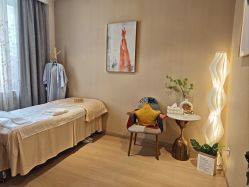 -百秀名媛纹绣美学护肤中心