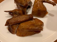 红烧乳鸽-杭州JW万豪酒店-万豪中餐厅