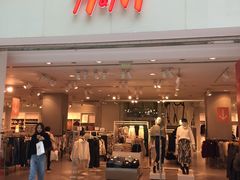 -H&M(鹏欣水游城店)