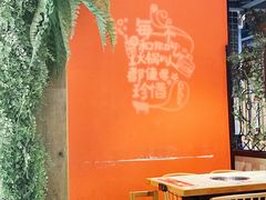 大堂-南城十里潮汕鲜牛火锅·鲜虾生滚粥(融汇老商埠店)