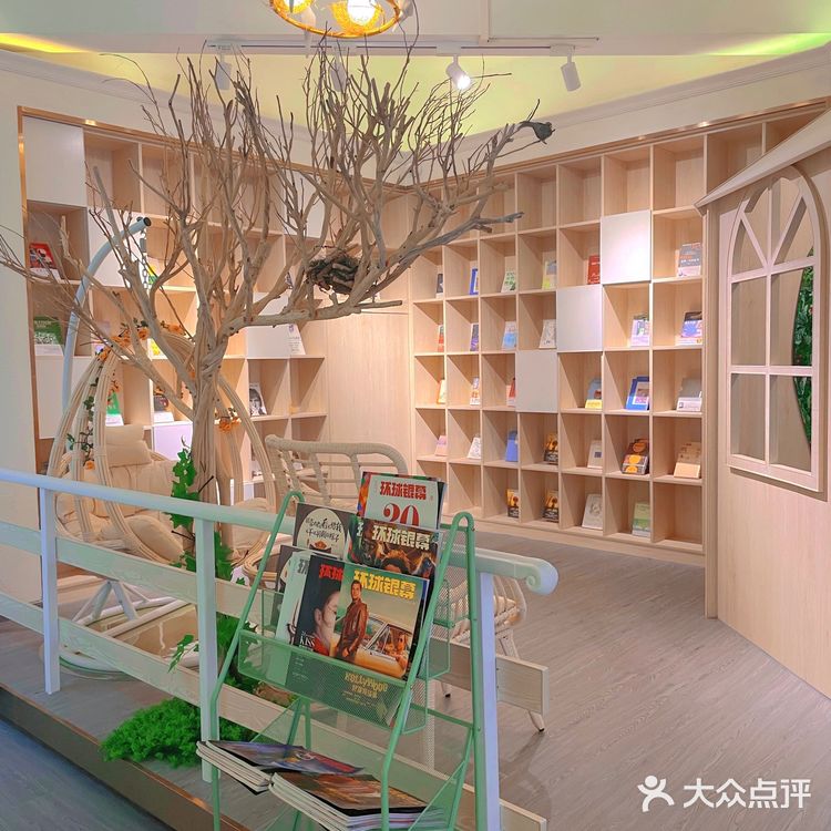 中山探店|仿佛走进童话里的咖啡书屋🪴