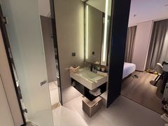 -广州琶洲会展广州塔地铁站轻居酒店