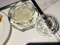 -燕庭·纯燕窝·甜品下午茶(南京西路店)