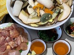 -罗记又添缘竹荪山药鸡·野生菌火锅(西园南路店)