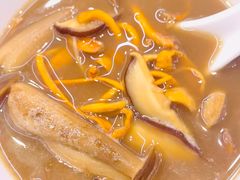 -海底捞火锅(上地华联店)