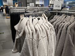 -H&M(鹏欣水游城店)