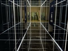 -岩顶健身(玄武店)