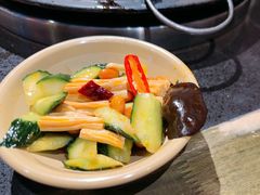-宽板凳老灶火锅(台湾街店)
