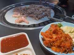 -牛味道炭火烤肉(湖前总店)