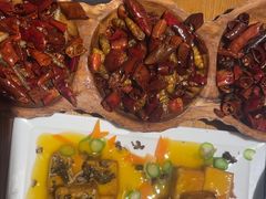 -隔壁老王·家常云南菜(花巷店)