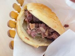 精品驴肉火烧-闫家驴肉老店(华电一校店)