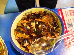 -马路边边串串香形象店(磐石路店)