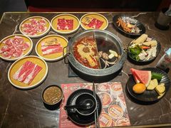 -一绪に和牛寿喜烧(罗湖益田假日店)