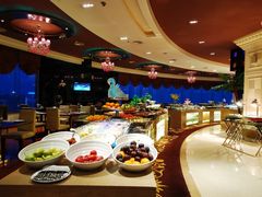 -荣誉国际酒店-云顶旋转餐厅