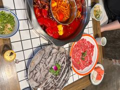 -六婶老火锅(交通大学直营店)