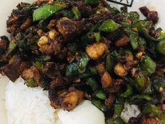 青椒炒仔鸡-德天顺盖码饭(人民西路店)