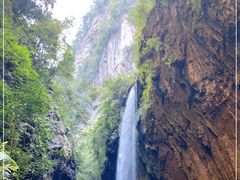 -龙水峡地缝景区
