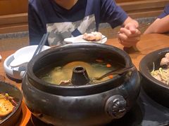 -云海肴·汽锅鸡·云南菜(天山百盛优客店)