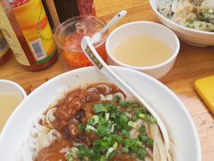 牛筋腩捞河-荔林食店(西华路店)