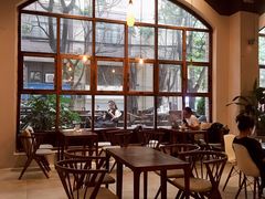 靠窗位-VESH COFFEE(定西路店)