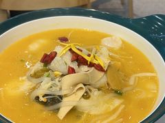 -酸小七酸汤鱼(白丽广场店)