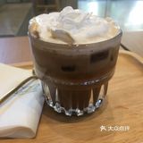 很早就关店了，太夜也不想喝咖啡