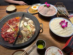 -萍姐火锅·公路夜市(武汉首店)