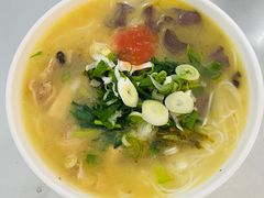 -文山荷鲜居(翠湖店)