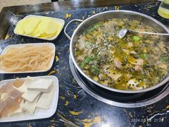-韩妹鱼庄·泸定老字号(泸定店)