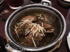 -Cuc Gach Quan Restaurant