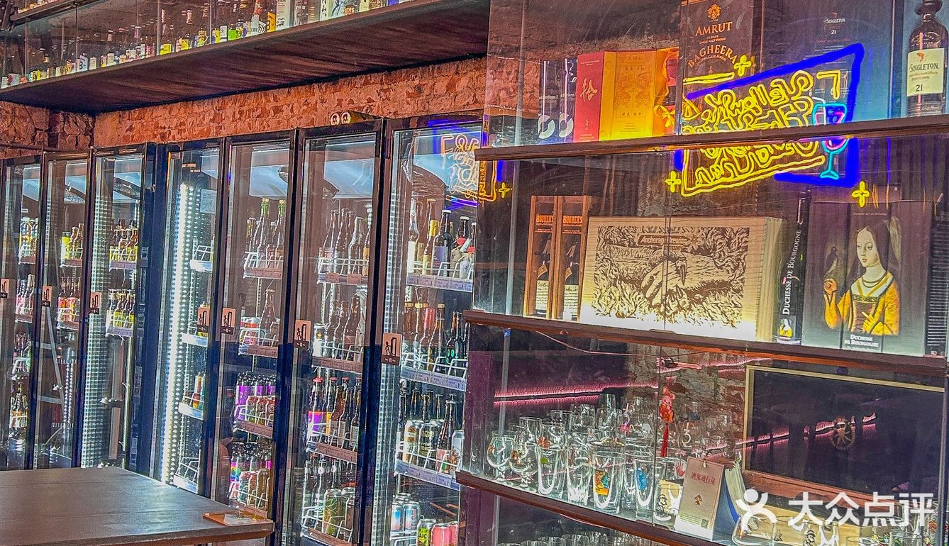 来“飚青”炫一把精酿之夜🐻