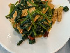 -汗腾格里·风味餐厅(新疆驻京办店)