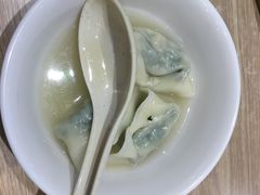 荠菜大馄饨-老上海里弄味道(知春路店)