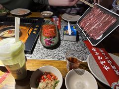 -老牌坊云南鱼豆花火锅(哈西万达店)