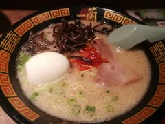 -一兰拉面(新宿中央东口店)