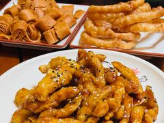 -聚首堂·特色小吃·肘子·炙子烤肉烤串(什刹海德胜门店)