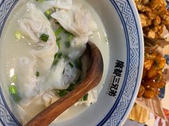 -魔都三兄弟酸辣粉·蘸卤炸串(虹桥万科店)