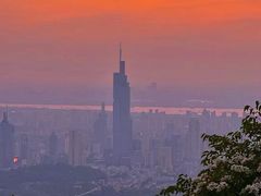 -紫金山山顶公园