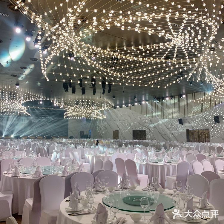 南宁绝美高端宴会厅！高级感拉满🦢