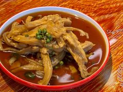 椒麻鸭掌-满堂春特色餐馆