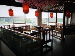 -荷塘秋月·本帮江浙菜(国权路店)