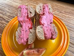 -Catch Bagel(芳草地店)