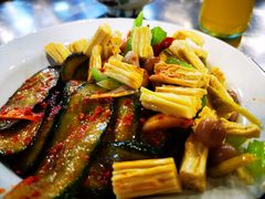 -马路牙子烧烤音乐酒馆(望京店)