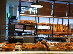 -乐蓬马歇百货公司(Rive Gauche)