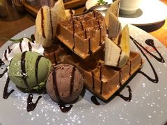 朱古力香蕉华夫饼-Lia Cafe Bar Restaurant松山咖啡屋