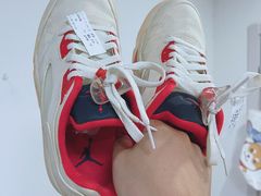 -UCC国际洗衣(长宁路精选店)