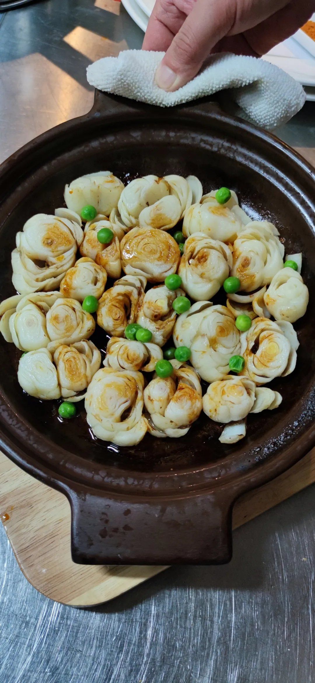 砂锅焗百合