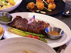 -MONICH牛排融合餐厅(和义大道购物中心店)